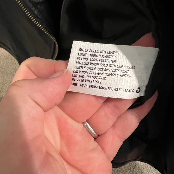 Universal Thread Black Faux Leather Jacket Womens S - Picture 3 of 4